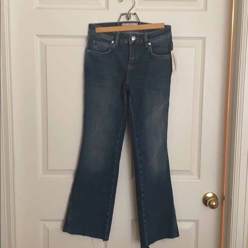 NWT raw hem Free People Rita crop flare jeans